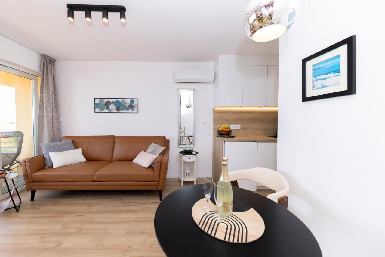 Apartmani Basioli Zara Esterno foto