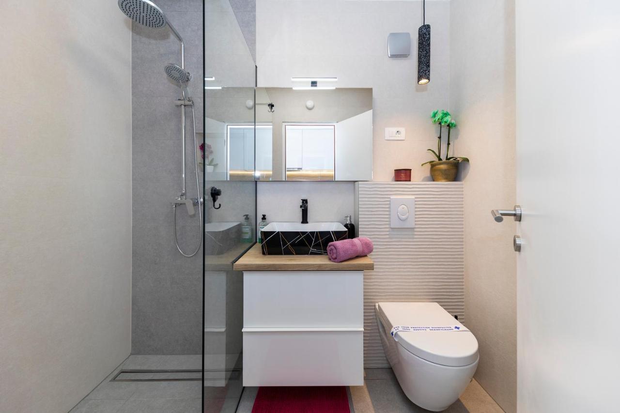 Apartmani Basioli Zara Esterno foto
