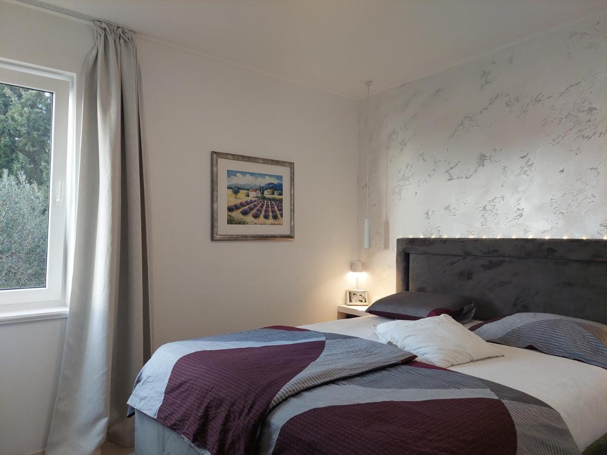 Apartmani Basioli Zara Esterno foto